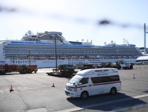 Công việc mơ ước trên du thuyền Diamond Princess của thủy thủ đoàn đã biến thành ác mộng